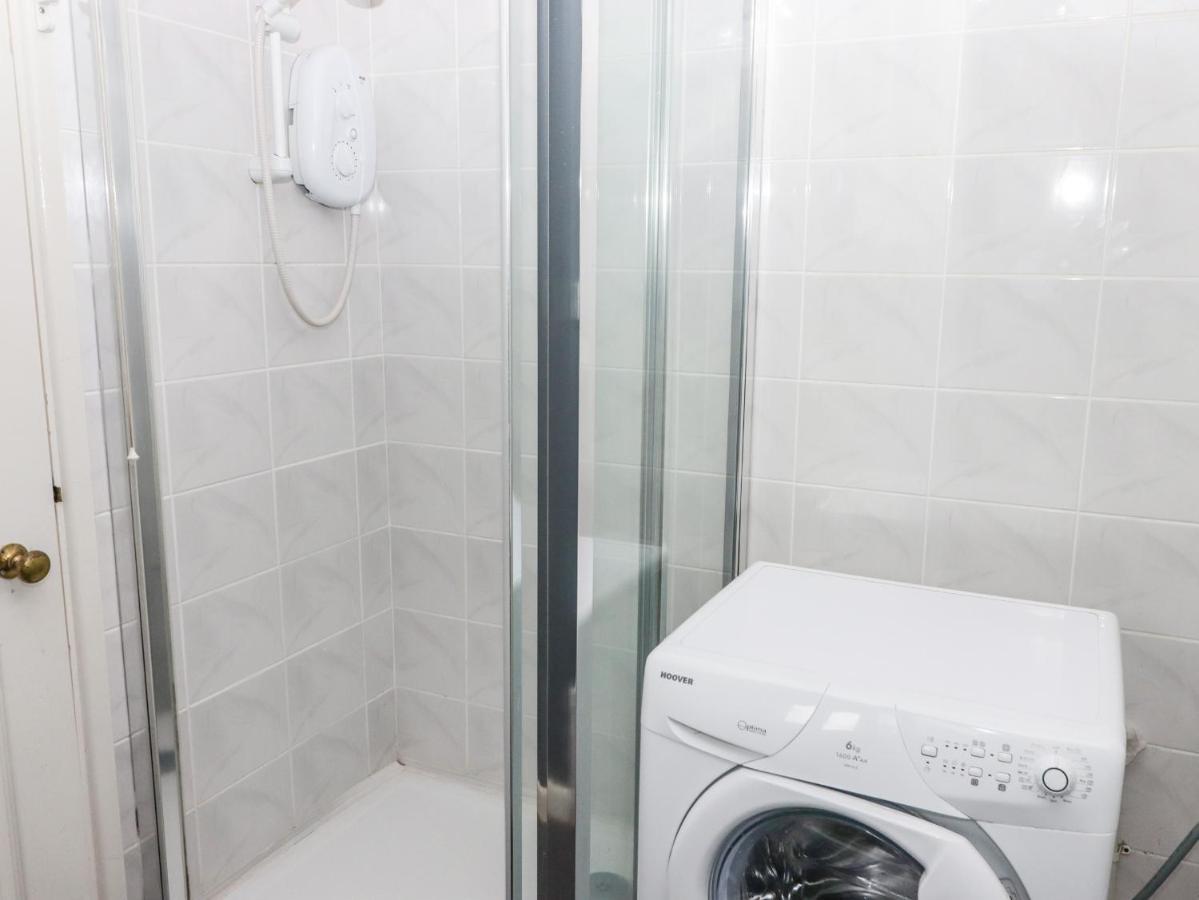 Gwylan Apartment Tenby Bagian luar foto